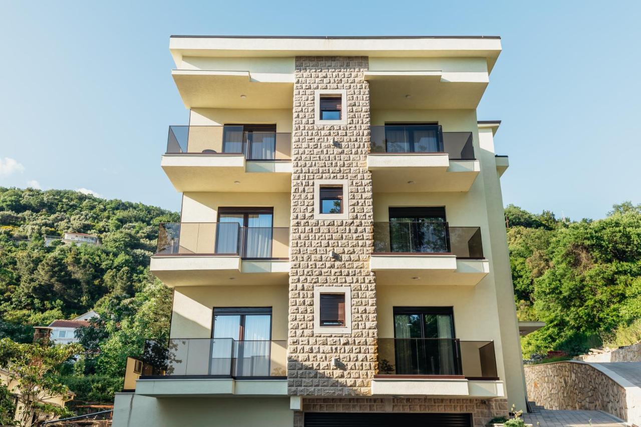 Green Valley Apartments Herceg Novi Esterno foto