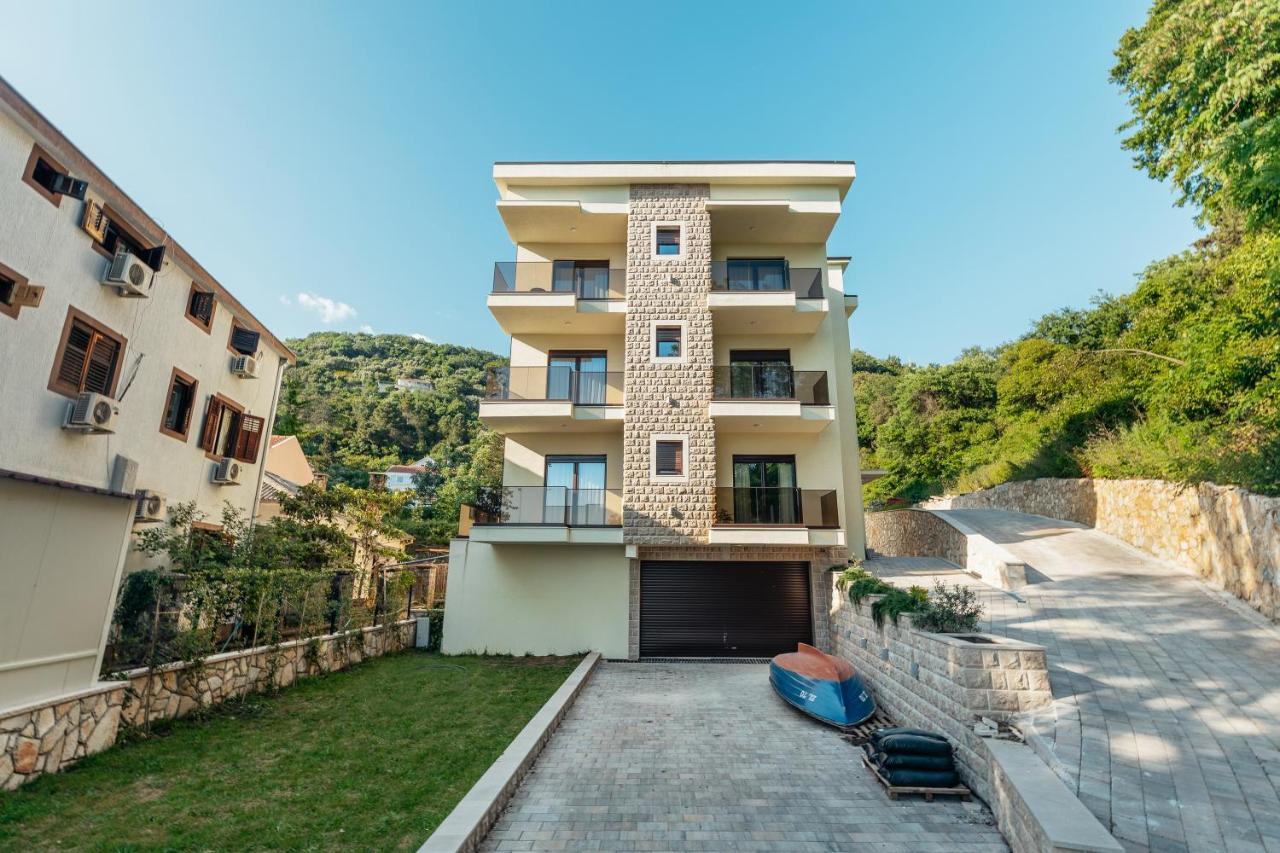 Green Valley Apartments Herceg Novi Esterno foto